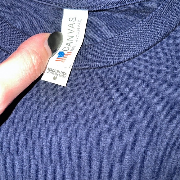 Cannabis tee - Picture 4 of 5